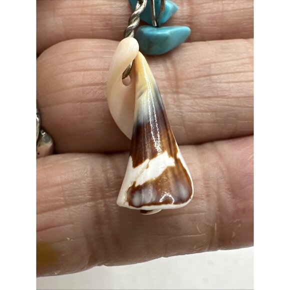 Silver Tone Natural Stone Shell Conch  Coral Dyed Howlite Dangle Earrings 2.5” - Picture 13 of 14